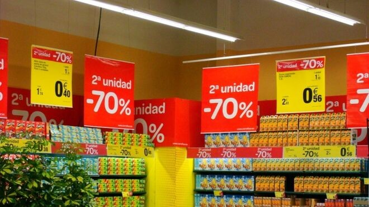 Las empresas implementaron mayores mecanismos de descuentos para fomentar el consumo. Las empresas implementaron mayores mecanismos de descuentos para fomentar el consumo.