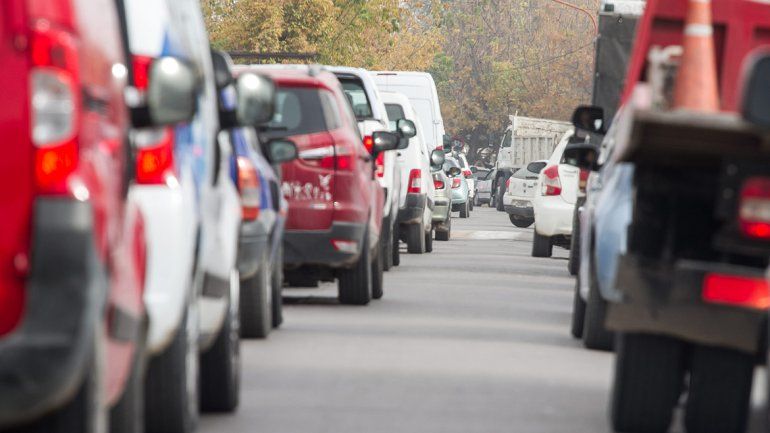Desde las 10 retomaron las obras en el puente hacia Neuquén