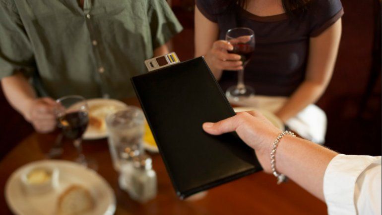 TikTok: con este truco se evitan problemas para pagar la cuenta. | Foto referencial.