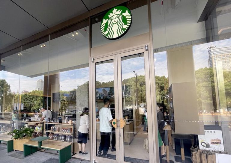 Starbucks en China no está dando el resultado esperado. Starbucks en China no está dando el resultado esperado.