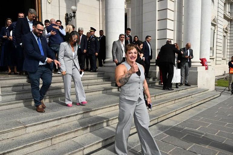 Locomotora Oliveras en la Asamblea Legislativa 2025. Locomotora Oliveras en la Asamblea Legislativa 2025.