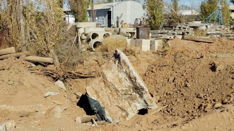 Transformadores con PCB enterrados en el predio de la Cooperativa de Plottier.