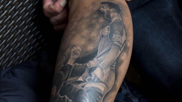 Messi en la piel: el impresionante tatuaje de un hincha del Barça