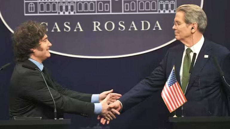 El respaldo financiero de Estados Unidos refuerza el plan económico de Milei en plena tensión cambiaria.