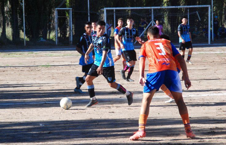 Pillmatun y Cipolletti juegan los primeros 90 minutos de la final