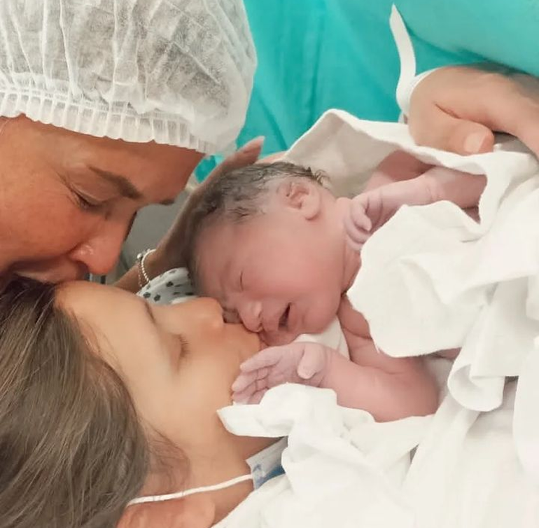 Por pedido de Barbie, Nazarena pudo presenciar el nacimiento de Salvador.