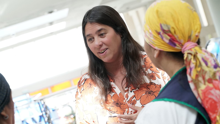 Las Maestras de Telar Neuquinas expusieron sus tejidos en la Legislatura