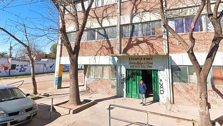 Rosario: un colegio pidió una pared antibalas para chicos