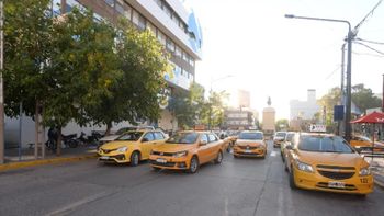 Los taxistas y remiseros piden retrasar la llegada de Uber a Neuquén
