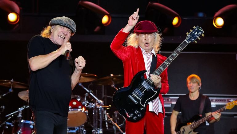 Internaron al guitarrista de AC/DC en Buenos Aires y crece la incertidumbre por los shows en River
