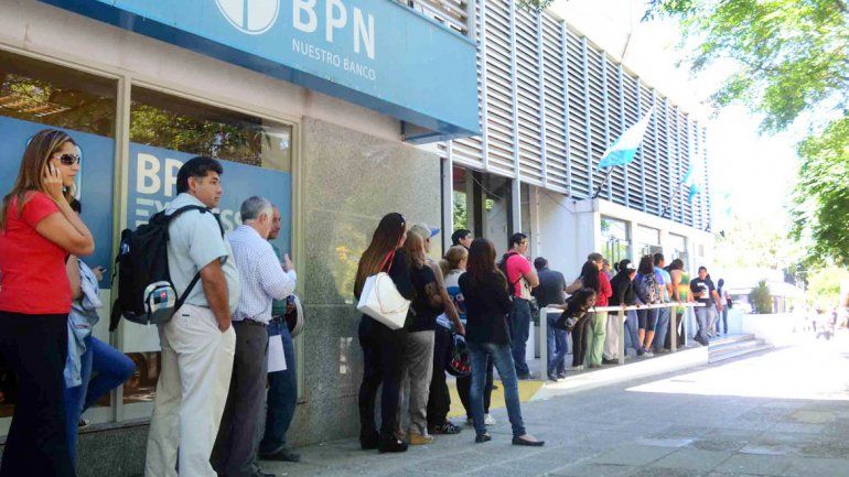 El peso perdió gran parte de su valor desde que se levantó el cepo.