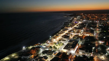 La baja afluencia de turistas es una preocupación en Las Grutas. Foto: archivo. La baja afluencia de turistas es una preocupación en Las Grutas. Foto: archivo.