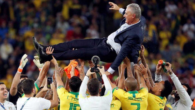 ¿Brasil ó VARsil? Otra vez favorecido en la final, ahora por un juez chileno