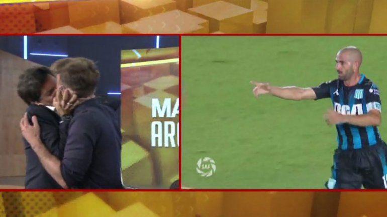 Robertito se excitó al imitar el beso de Licha López