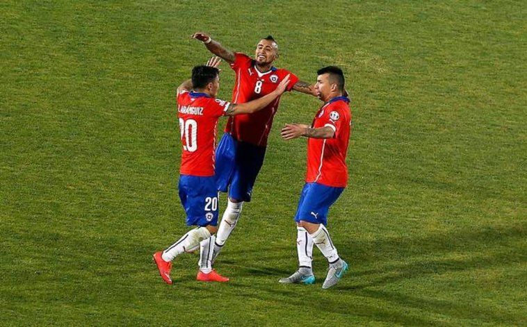 La selección de Chilena de fútbol no contará con Gary Medel y Charles Aránguiz durante las próximas fechas de las eliminatorias para el mundial Qatar 2022