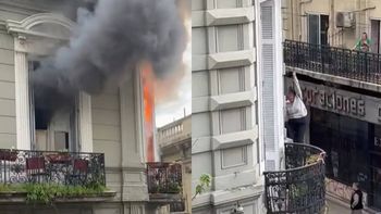 feroz incendio en un edificio: los vecinos saltan por los balcones feroz incendio en un edificio: los vecinos saltan por los balcones