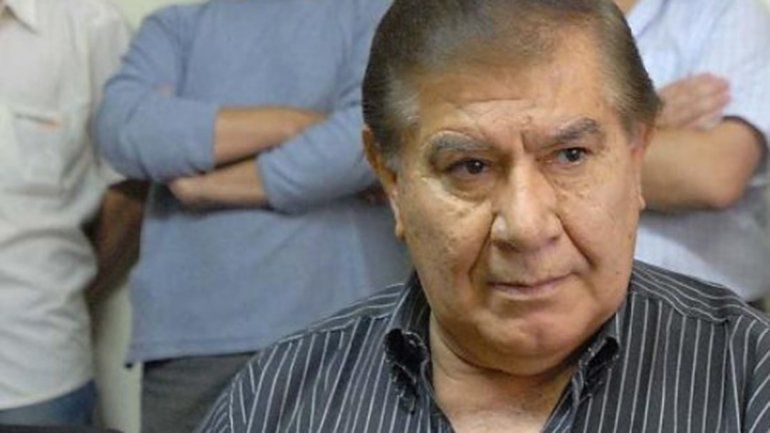 La operación de Guillermo Pereyra salió bien y ya se recupera