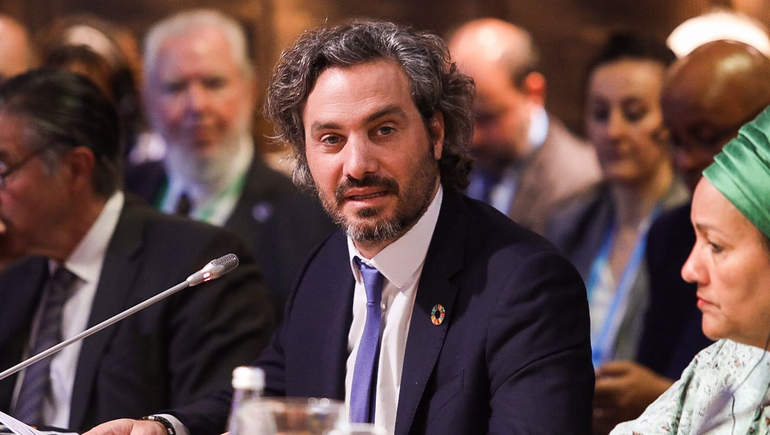 Santiago Cafiero criticó a Milei por su postura ante Brasil y China.