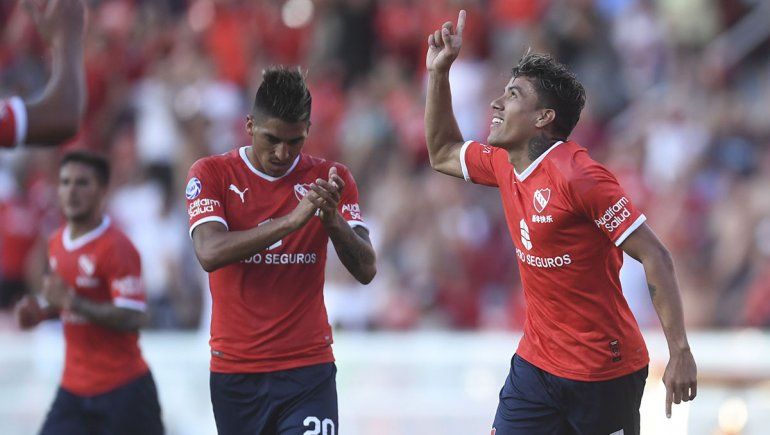 Independiente vapuleó a Central con una goleada