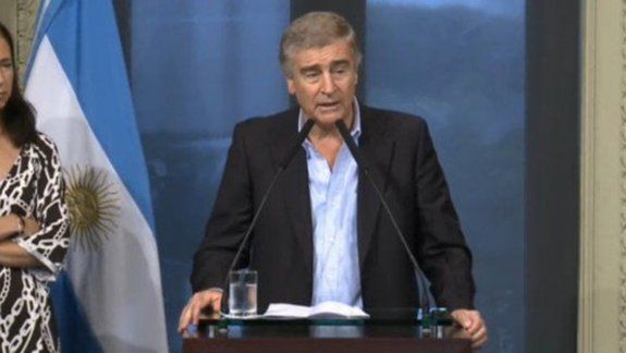 El ministro de Defensa, Oscar Aguad