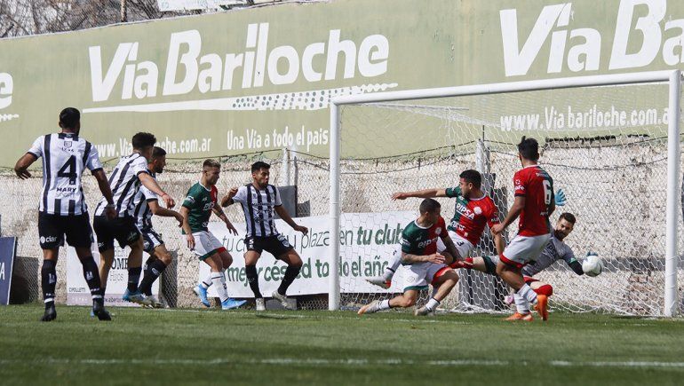 Dos jugados, dos ganados para Cipolletti en La Visera renovada (foto Anahí Cardena).