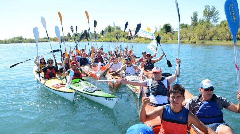 Rioseco llevó la campaña al Limay y reclamó el Vertido Cero