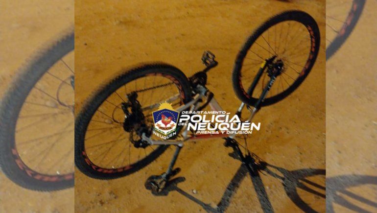 Atraparon a adolescente en una bicicleta robada en Santa Genoveva