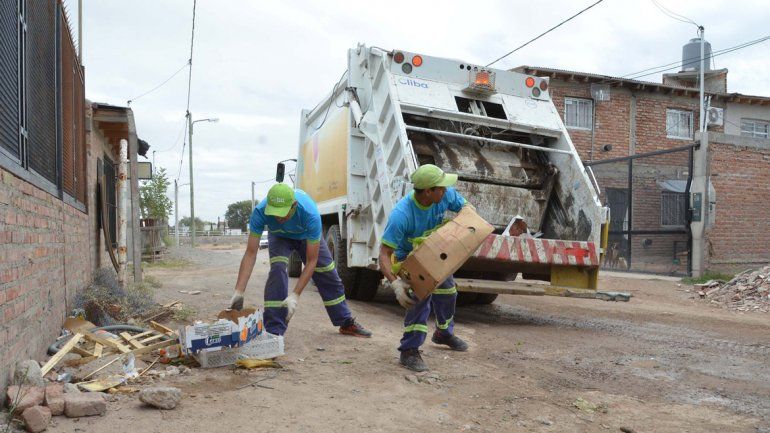 Cada día los barrios crecen y necesitan del esencial servicio.