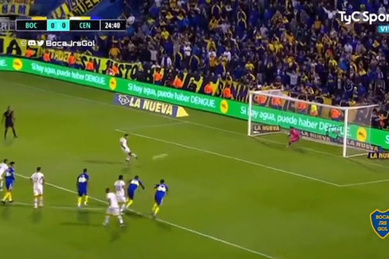 Mirá el penal que atajó Rossi, su gran récord y el secreto