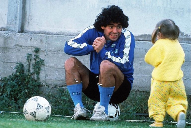 A cuatro años de la muerte de Diego Maradona: no se explica, se siente