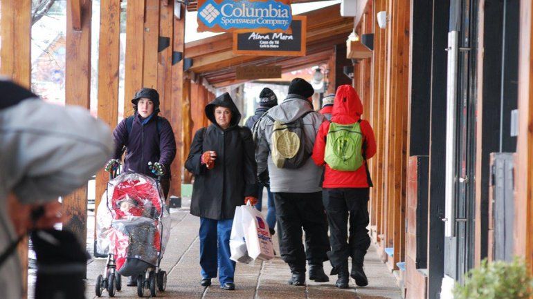 Los comerciantes de La Angostura quieren mejorar la atención al público