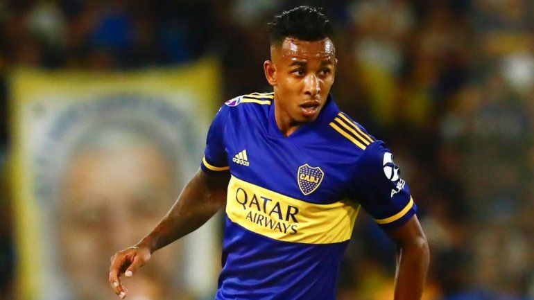 Boca planea usar a Villa en Copa Libertadores