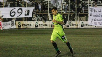 El Monito se va rumbo a Chile y será compañero de Vergara. El Monito se va rumbo a Chile y será compañero de Vergara.