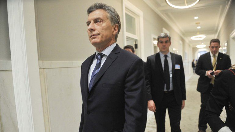 El Presidente está acusado de hacer un acuerdo que perjudicó al Estado.