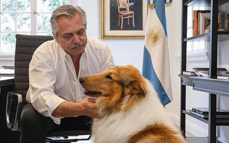 El Presidente negó haberle asignado un cargo público al adiestrador Dylan