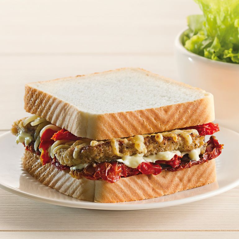 Delicioso sándwich vegetariano de berenjena, fácil de hacer. Delicioso sándwich vegetariano de berenjena, fácil de hacer.