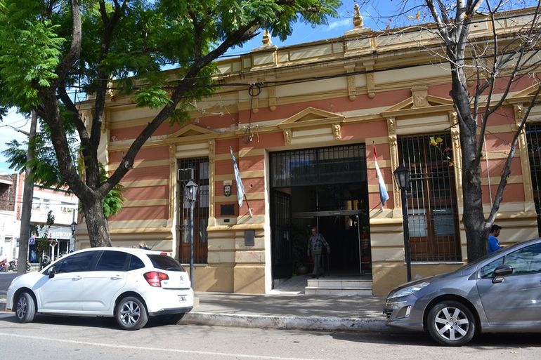 En la Municipalidad de Jesús María, Córdoba, no sabían que la familia neuquina venia por trabajo.