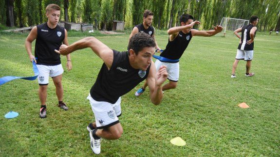 Homann ya cuenta con el séptimo refuerzo: Gaitán se sumó al plantel.