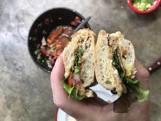 Receta: milanesas de zucchini en sándwich con criolla