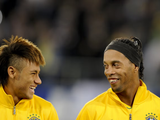 Ronaldinho salió a bancar a Neymar luego de no ser citado por Ancelotti
