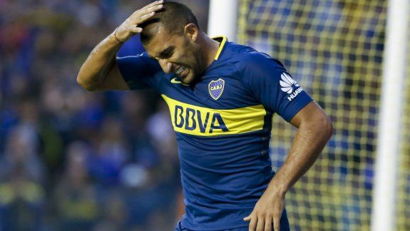 Le duele a todo Boca: se desgarró Wanchope Abila