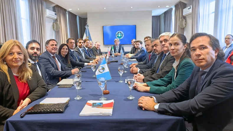 Microtráfico de droga: el MPF presentó el plan de persecución en el Ministerio de Justicia | LM Neuquen Microtráfico de droga: el MPF presentó el plan de persecución en el Ministerio de Justicia