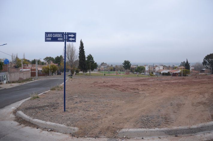 Vecinos del Barrio Melipal denuncian movimientos de suelo para lotear un espacio reservado a plaza.&nbsp;