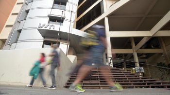 cobraban un plus ilegal a los afiliados del instituto cobraban un plus ilegal a los afiliados del instituto