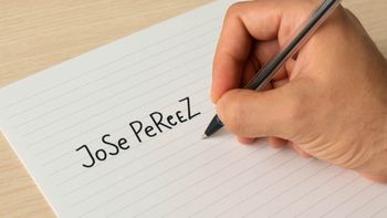 La psicología dice que mezclar mayúsculas y minúsculas al escribir suele aparecer en momentos puntuales. La psicología dice que mezclar mayúsculas y minúsculas al escribir suele aparecer en momentos puntuales.