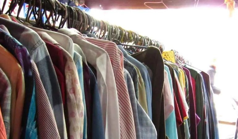 Mientras sube la demanda de ropa usada