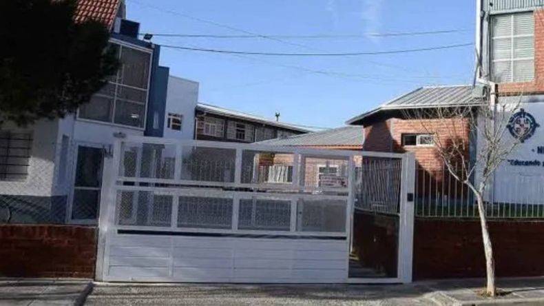 Más colegios disponen medidas ante las ameanzas por tiroteos y violencia,&nbsp;