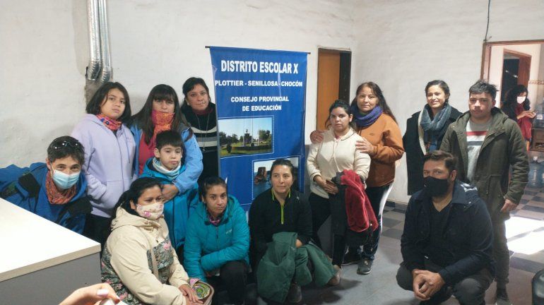 Plottier: tomaron una oficina por problemas en una escuela rural