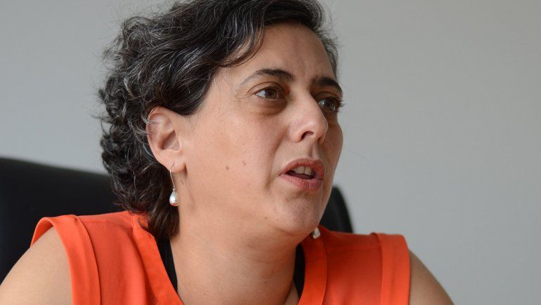 Casullo es una activa investigadora en temas de políticas públicas de género y prepara un libro junto al politólogo panameño Harry Brown Aráuz sobre los populismos en Centroamérica. Casullo es una activa investigadora en temas de políticas públicas de género y prepara un libro junto al politólogo panameño Harry Brown Aráuz sobre los populismos en Centroamérica.