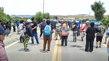 El corte de la Ruta 40 trajo como consecuencia el desalojo por parte de Gendarmería Nacional. El corte de la Ruta 40 trajo como consecuencia el desalojo por parte de Gendarmería Nacional.